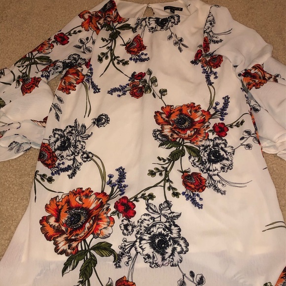 City Triangles Tops - Long White Flower Print Blouse